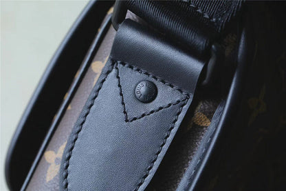 Franco Shops - Louis Vuittons  - 9995