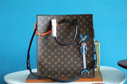 Franco Shops - Louis Vuittons  - 9815