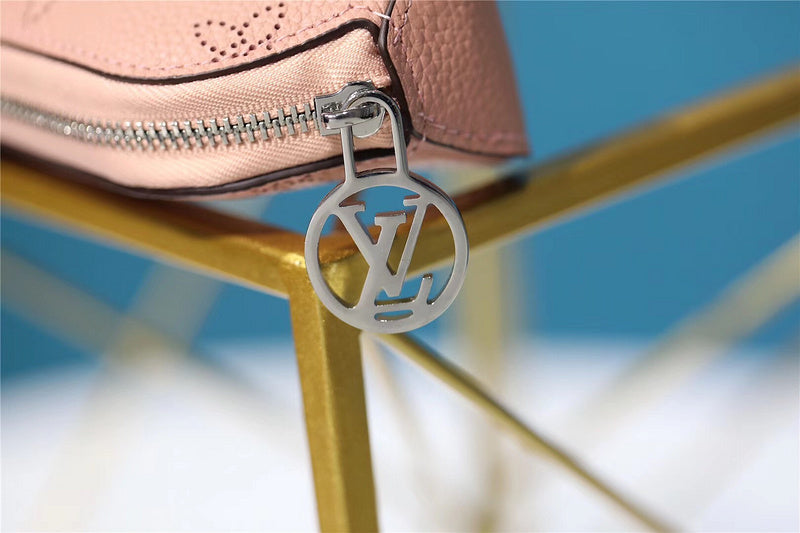 Franco Shops - Louis Vuittons  - 9229
