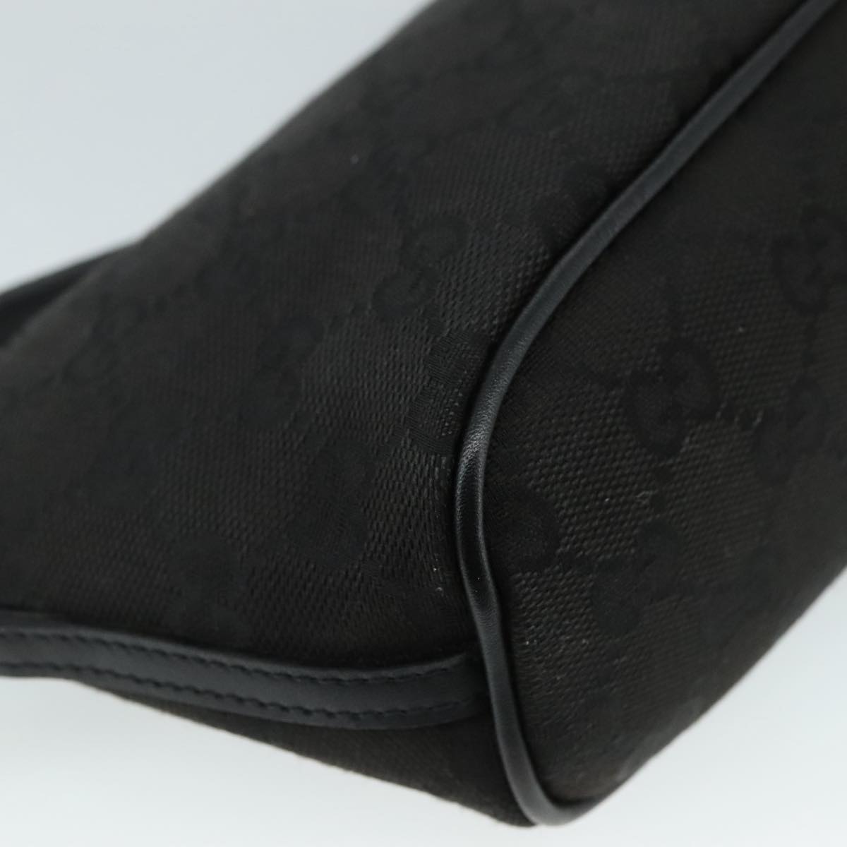 Gucci Baguette
