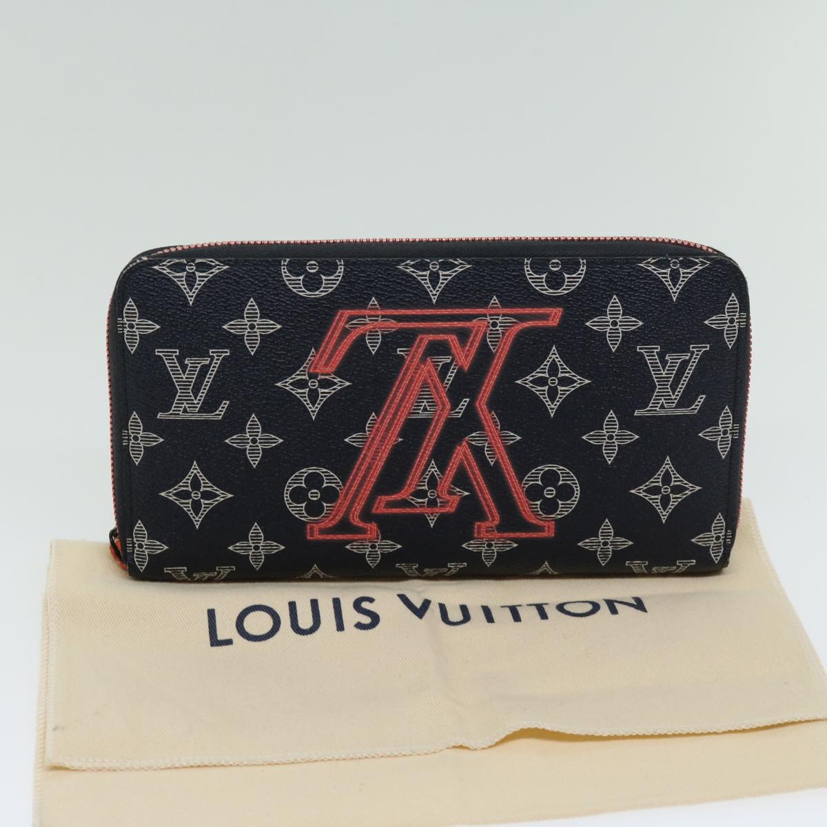 Louis Vuitton Zippy organizer