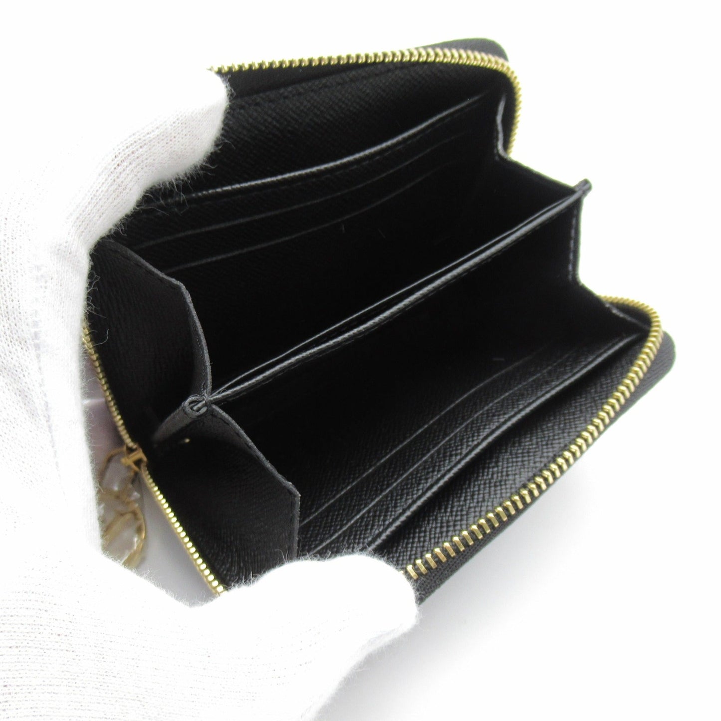 LOUIS VUITTON Zippy coin purse Black Black leather Game on M80305