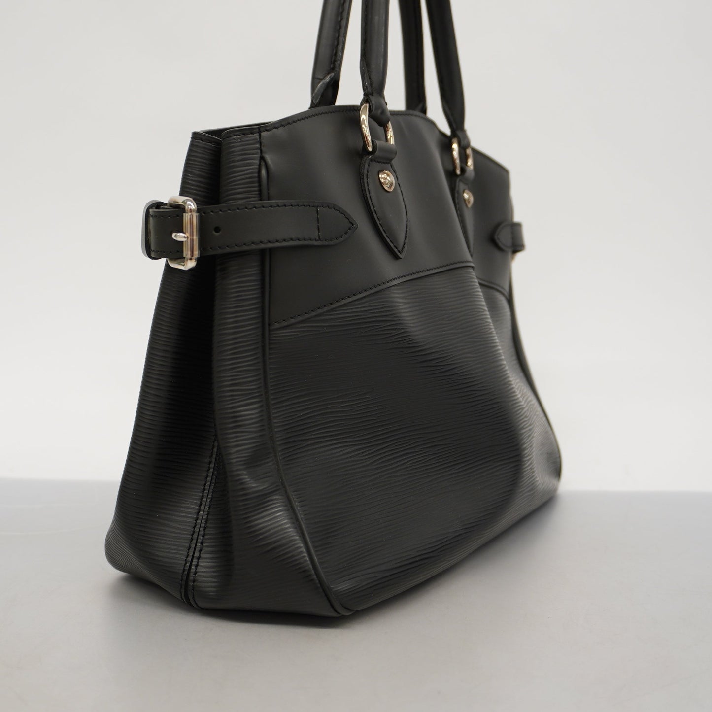 LOUIS VUITTONAuth  Epi Passy PM M59262 Women's Handbag Noir