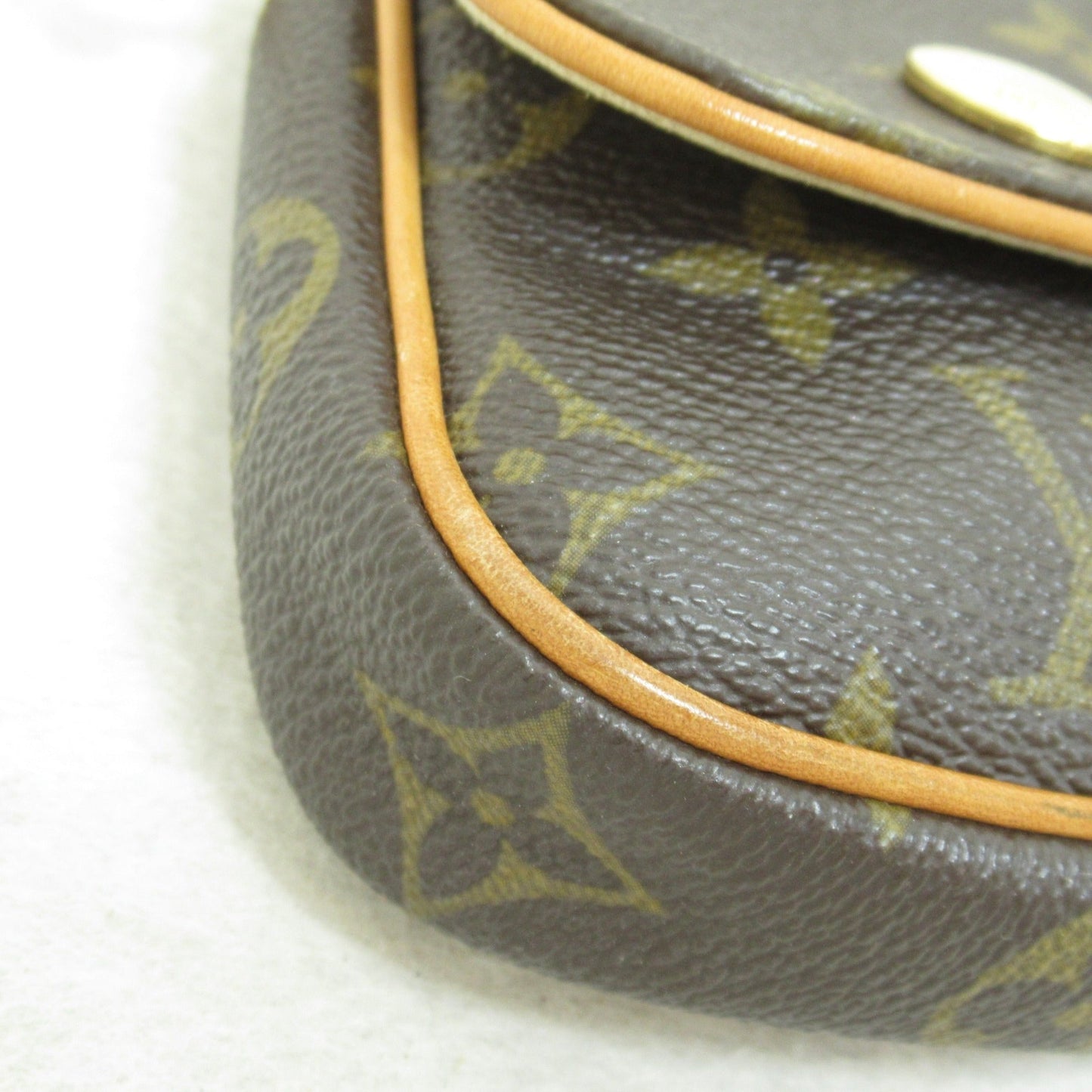 LOUIS VUITTON Pochette Cancoon Brown Monogram PVC coated canvas M60018