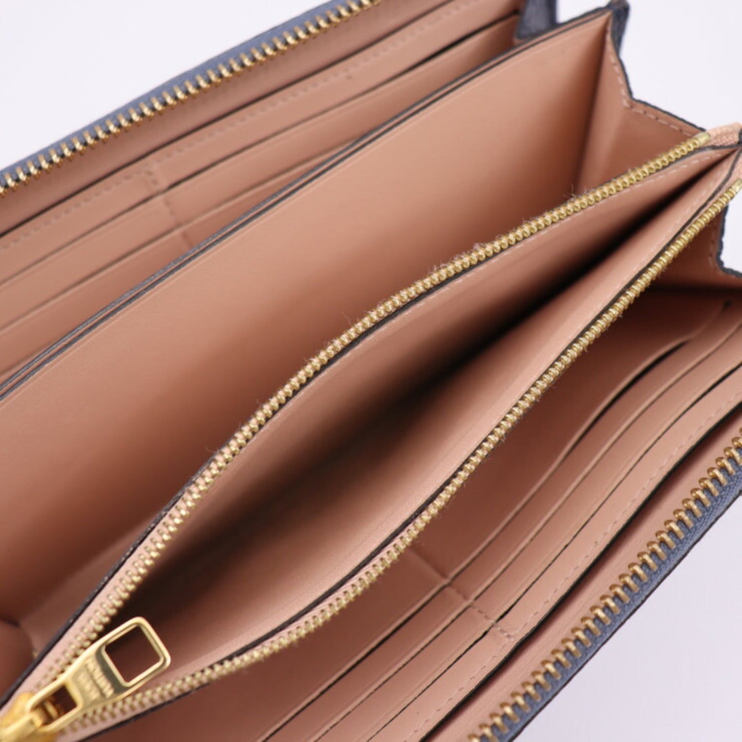 LOUIS VUITTON Portefeuille Comet Long Wallet M68582 Taurillon Leather Blue Marine Gold Metal Fittings L-shaped Zipper Japan Limited Sale