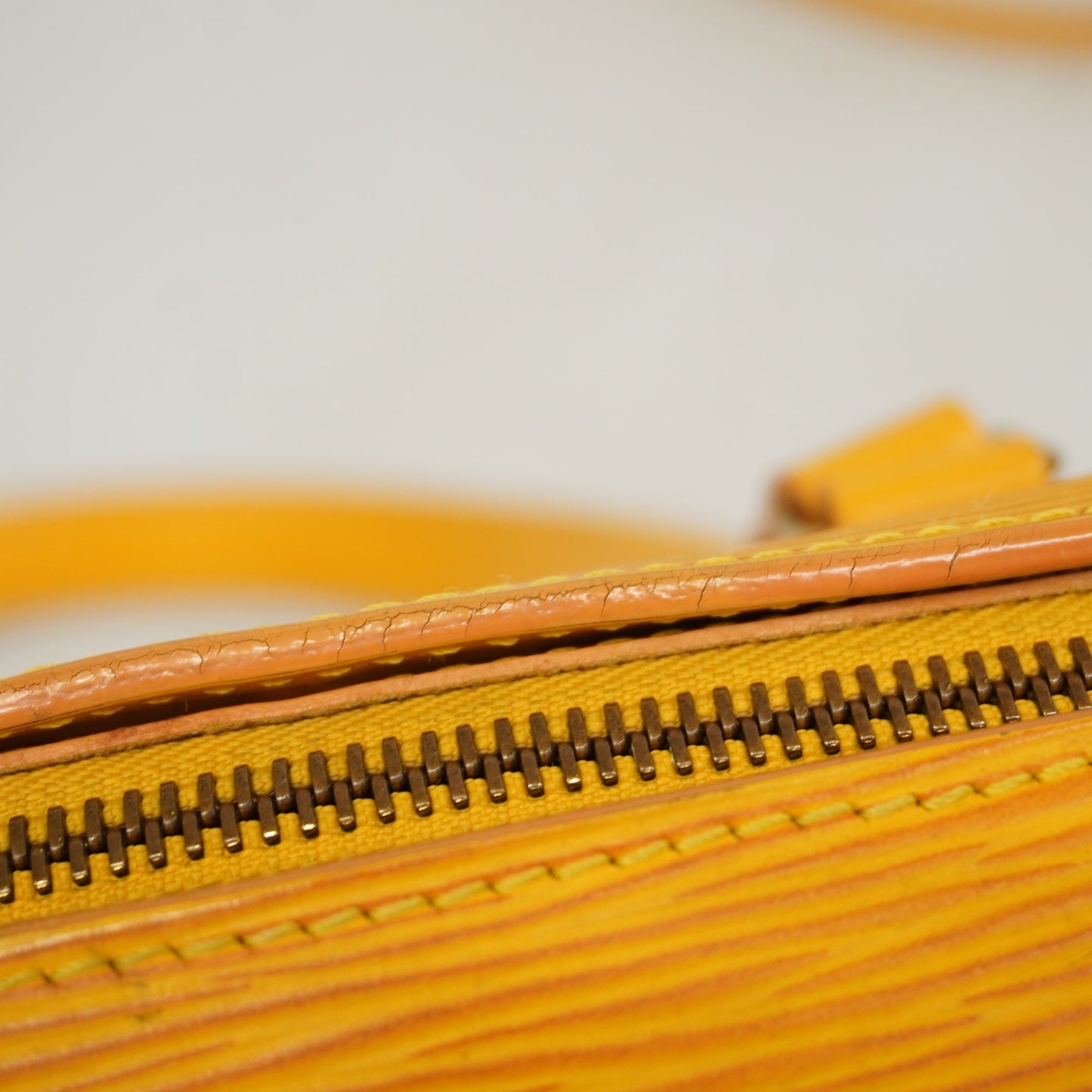 LOUIS VUITTONAuth  Epi Soufflot M52229 Women's Handbag Jaune
