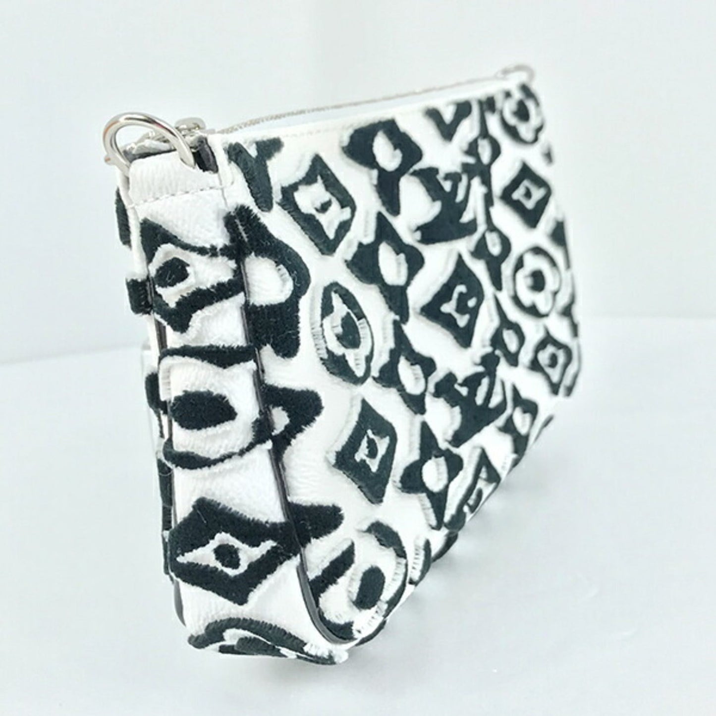 LOUIS VUITTON Mini Pochette Accessory Monogram Urus Fischer LV×UF White Black Women Men M45565