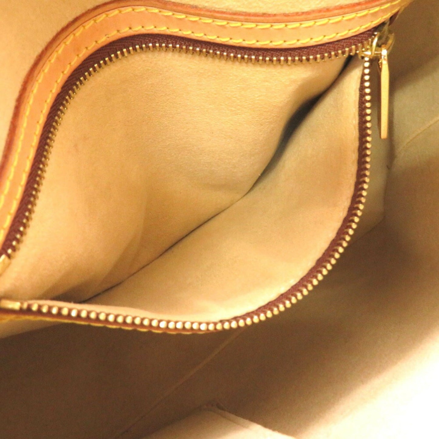 LOUIS VUITTON Monogram Looping MM M51146 Shoulder Bag