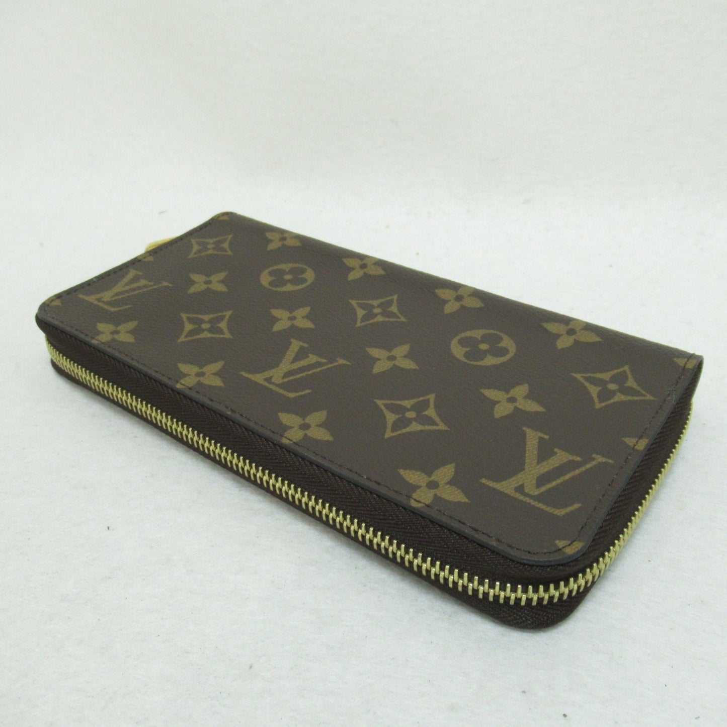 LOUIS VUITTON Zippy wallet Brown Monogram PVC coated canvas M42616