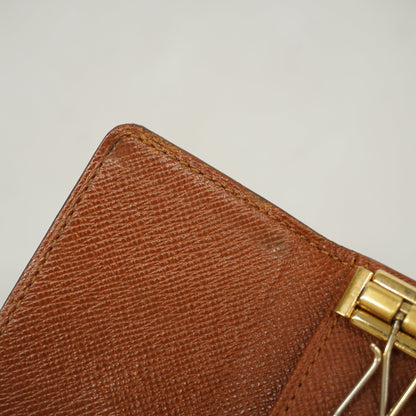 LOUIS VUITTONAuth  Monogram Multicle 4 M62631 Men,Women,Unisex Key Case