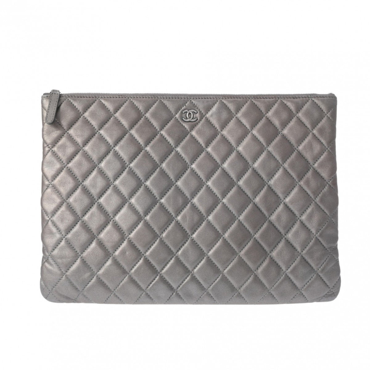 CHANEL Chanel Matelasse Silver Unisex Lambskin Clutch Bag