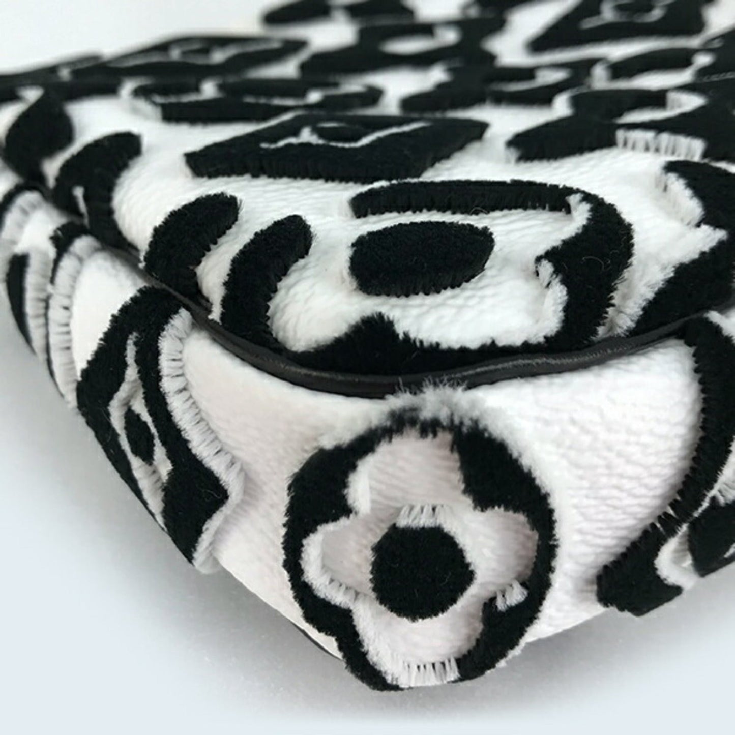 LOUIS VUITTON Mini Pochette Accessory Monogram Urus Fischer LV×UF White Black Women Men M45565