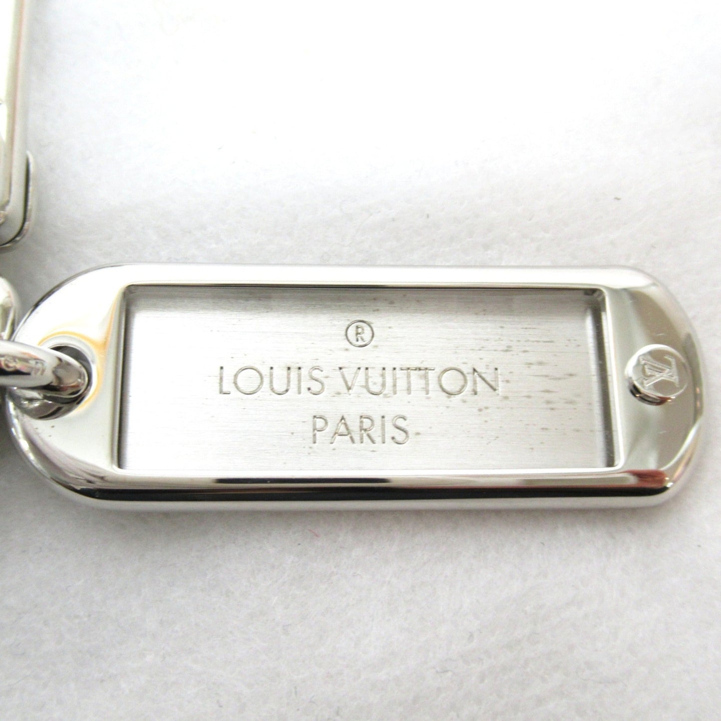LOUIS VUITTON Portocle Chenne V Square Keychain Silver Stainless Steel M61994