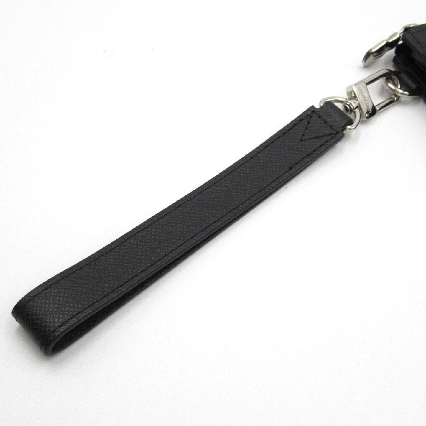 LOUIS VUITTON Zippy Dragonne Black Black Taiga leather M69409