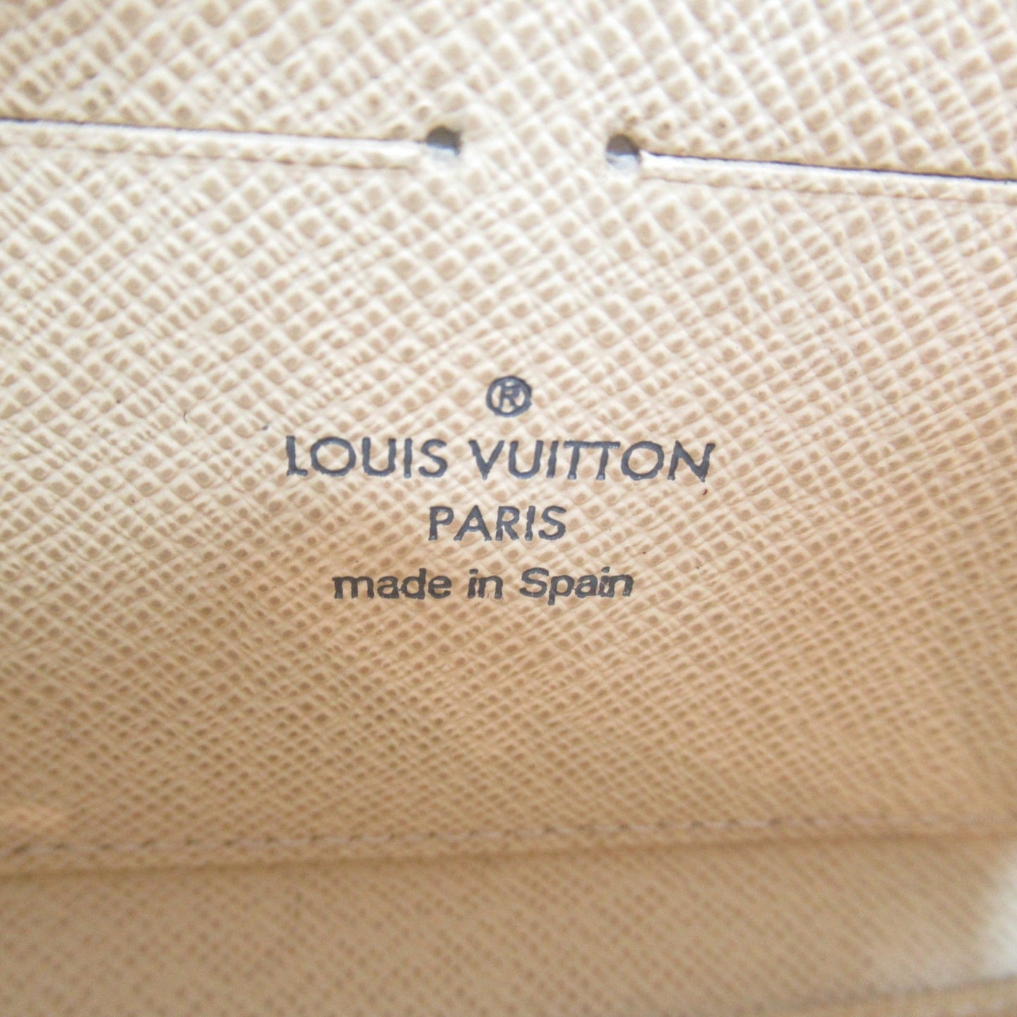 LOUIS VUITTON Zippy Wallet Round Long Wallet Ivory Damier Azur PVC coated canvas N60019