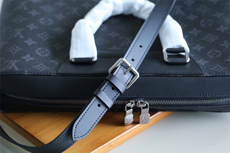 Franco Shops - Louis Vuittons  - 9883