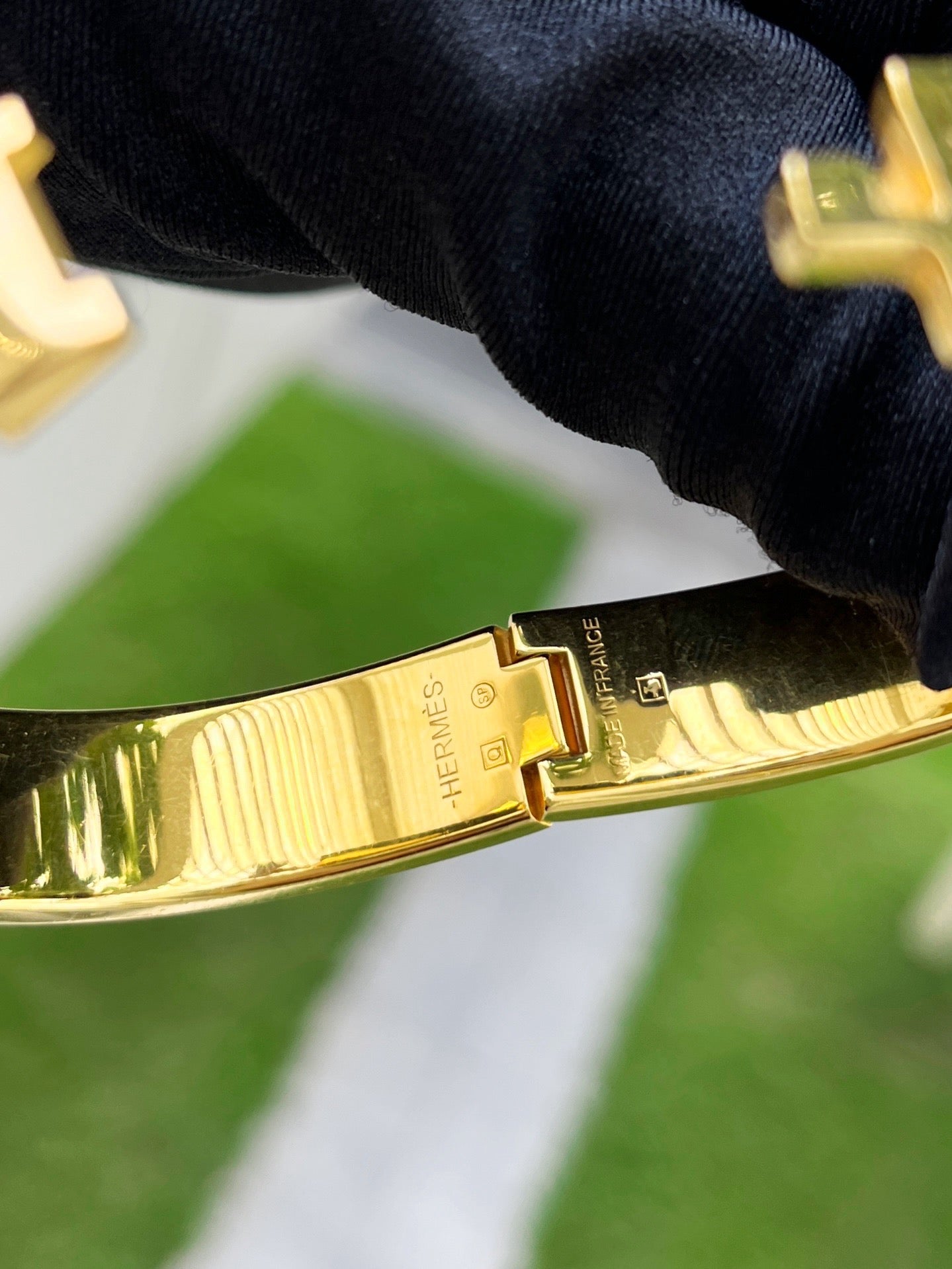 Pre-owned Certified Hermes H Click Enamel Red Bracelet with Golden Hw, Small Size