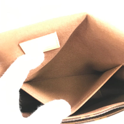 LOUIS VUITTON Messenger bag