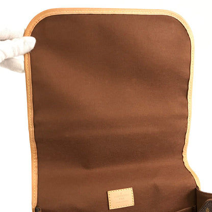 LOUIS VUITTON Messenger bag