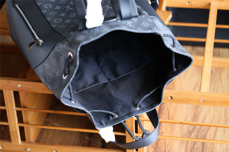 Franco Shops - Louis Vuittons  - 9739