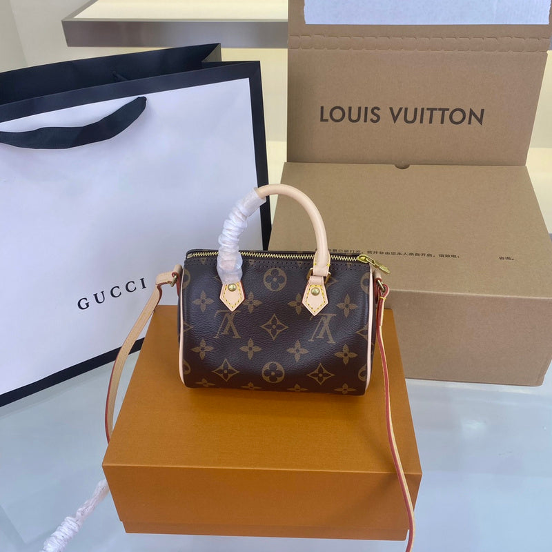 Franco Shops - Louis Vuittons  - 15071