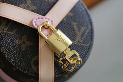 Franco Shops - Louis Vuittons  - 9356
