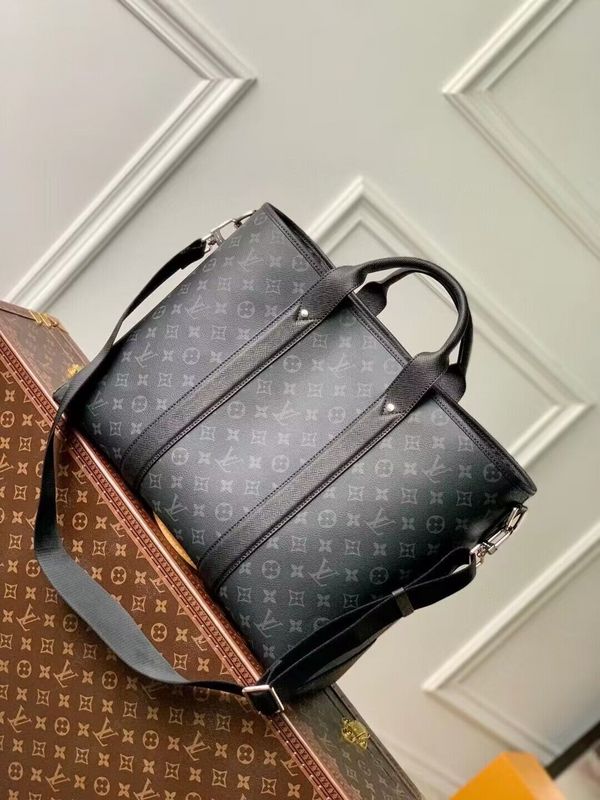 Franco Shops - Louis Vuittons  - 15602