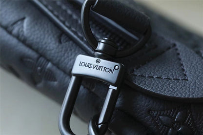 Franco Shops - Louis Vuittons  - 9952