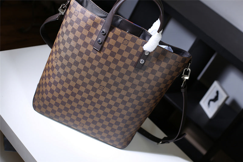 Franco Shops - Louis Vuittons  - 9840