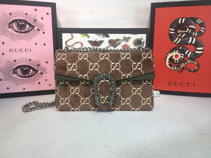 Gucci Bags - The Tote   302