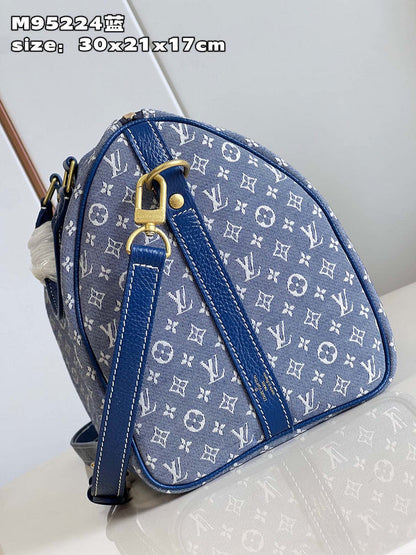 Franco Shops - Louis Vuittons  - 15336