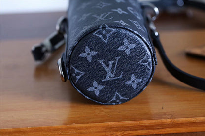 Franco Shops - Louis Vuittons  - 9354