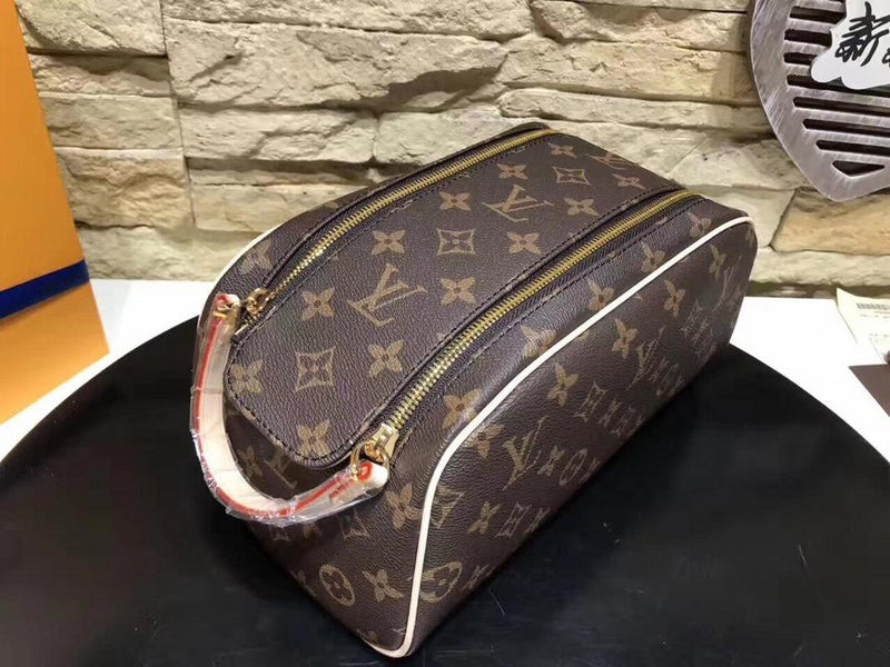 Franco Shops - Louis Vuittons  - 15589