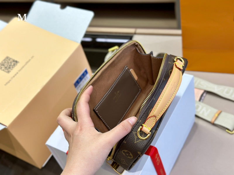 Franco Shops - Louis Vuittons  - 15012