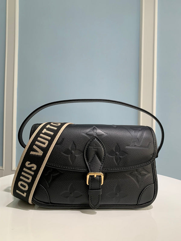 Franco Shops - Louis Vuittons  - 15692