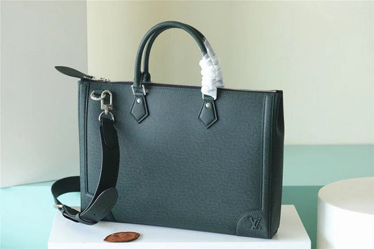 Franco Shops - Louis Vuittons  - 9792