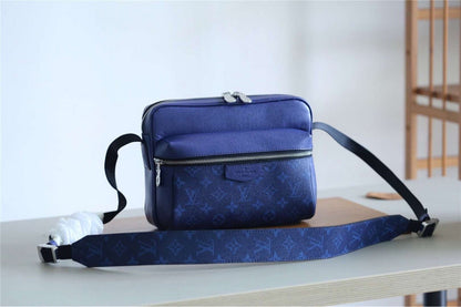 Franco Shops - Louis Vuittons  - 10195