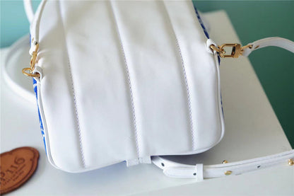 Franco Shops - Louis Vuittons  - 9609