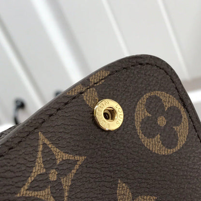 Franco Shops - Louis Vuittons  - 9311