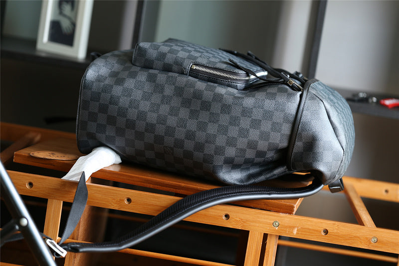 Franco Shops - Louis Vuittons  - 9757