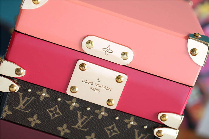 Franco Shops - Louis Vuittons  - 9507