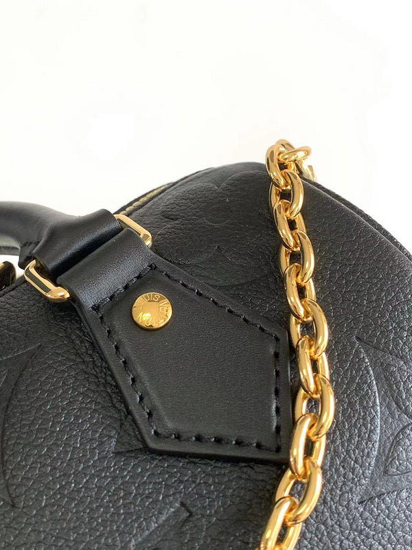 Franco Shops - Louis Vuittons  - 15285