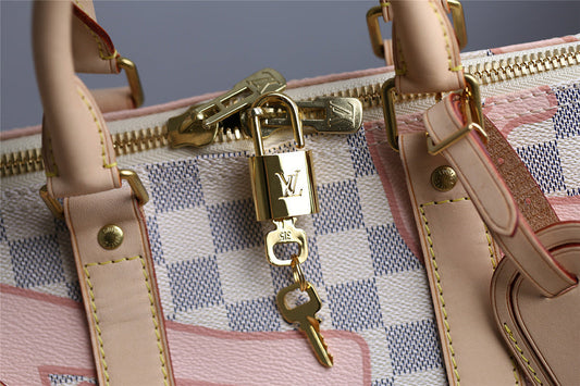 Franco Shops - Louis Vuittons  - 9446