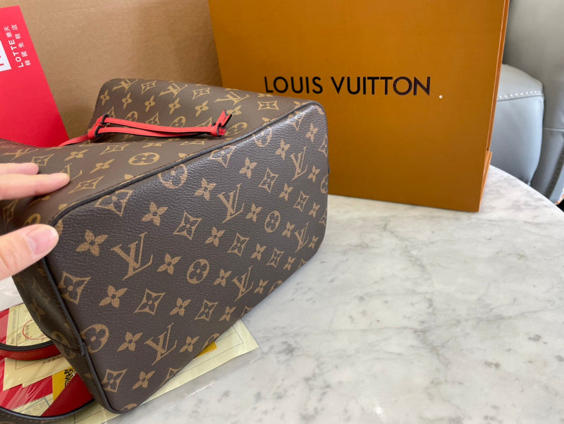 Franco Shops - Louis Vuittons  - 14862