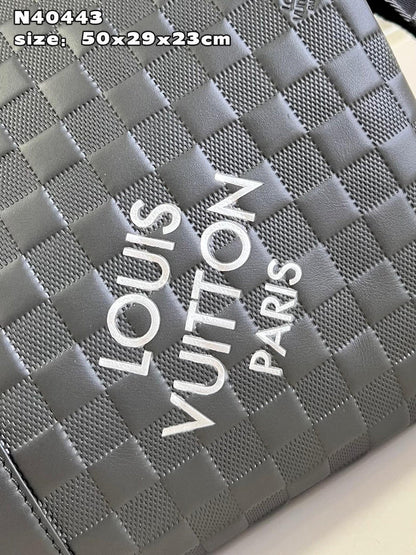 Franco Shops - Louis Vuittons  - 15385