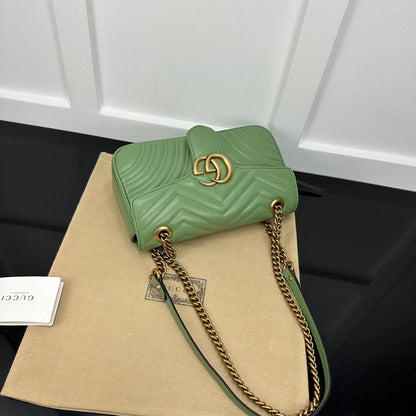 BOLSA GUCCI MARMONT PEQUENA 26