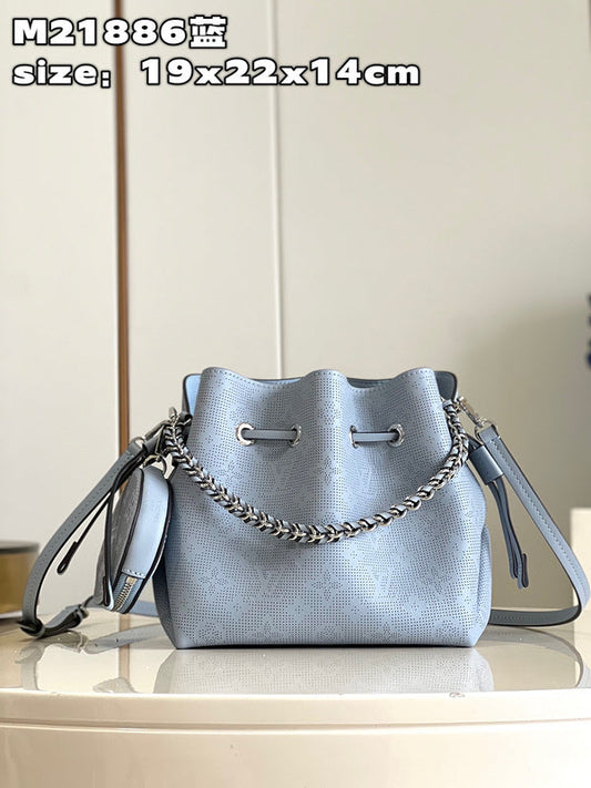 Franco Shops - Louis Vuittons  - 15775