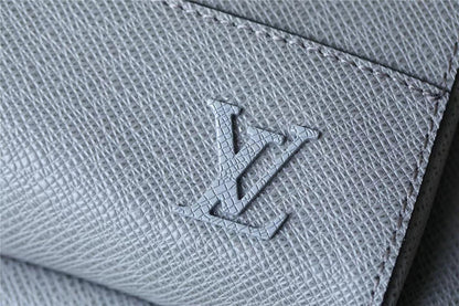 Franco Shops - Louis Vuittons  - 9594