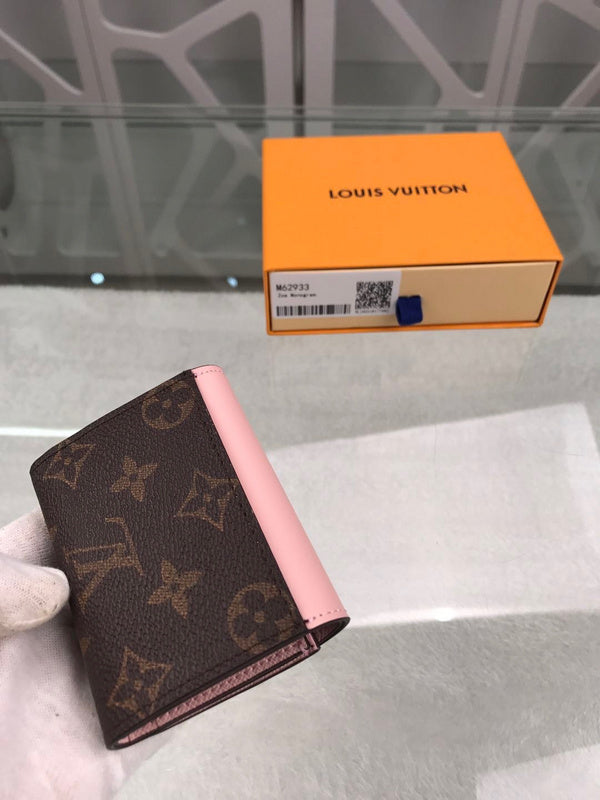 Franco Shops - Louis Vuittons  - 9154