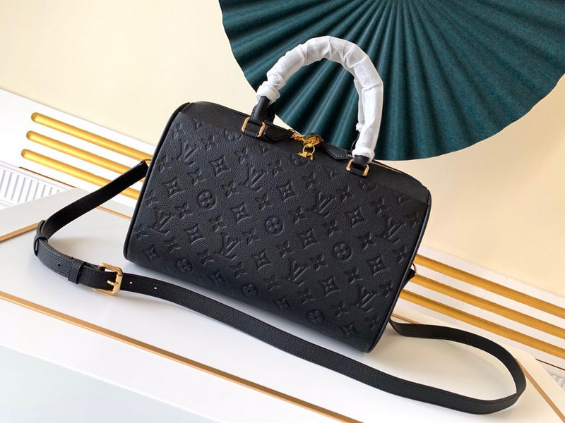 Franco Shops - Louis Vuittons  - 15215